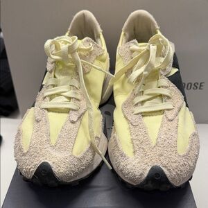 New Balance 327 Women’s Yellow and Beige Sneakers size 11.5